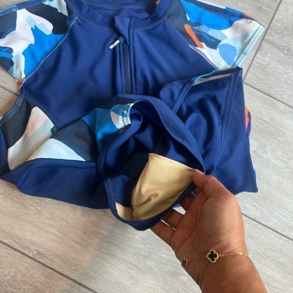 Axesea retro printed zip up blue surf style bathing suit size 10 - Picture 8 of 10